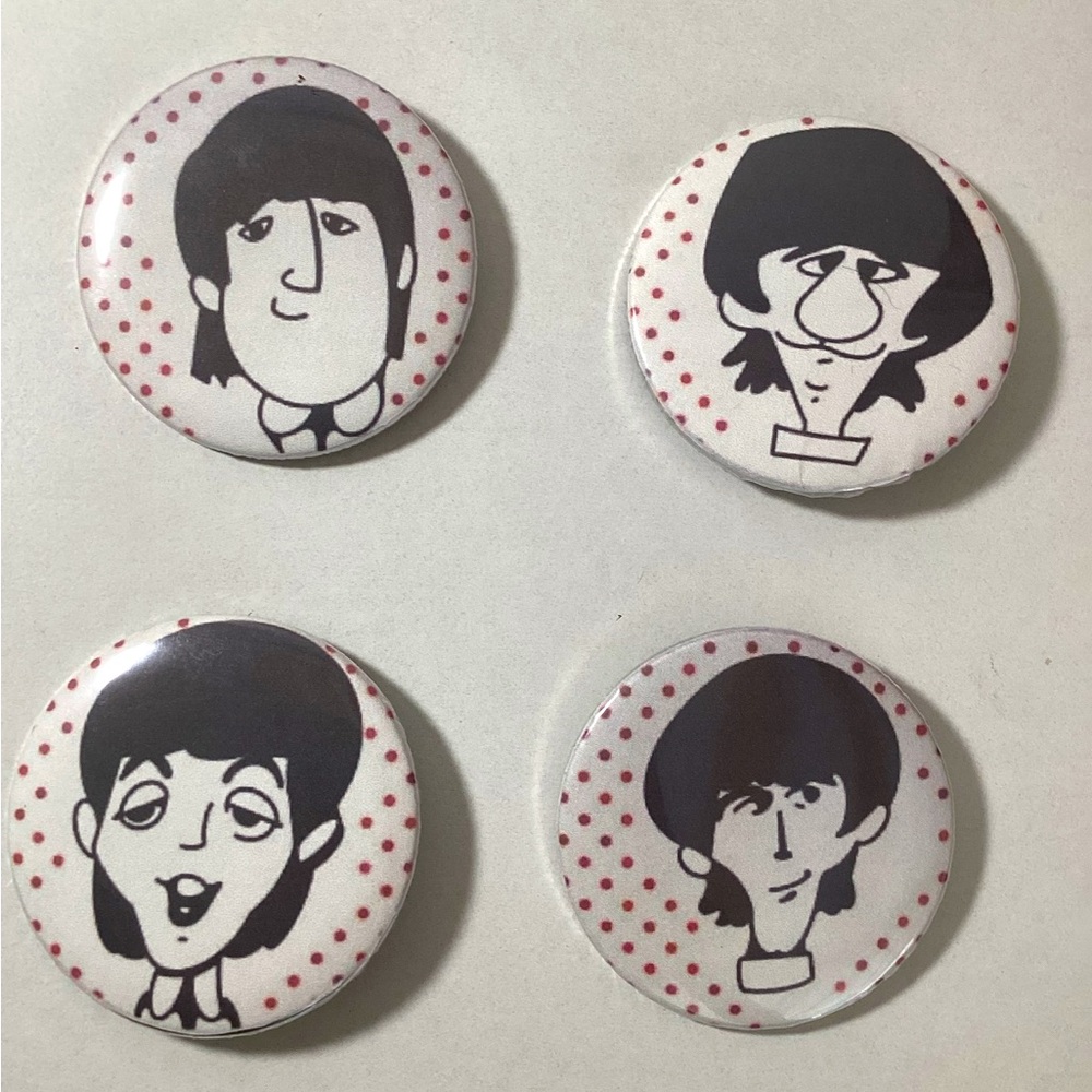 Vintage The Beatles pin full set